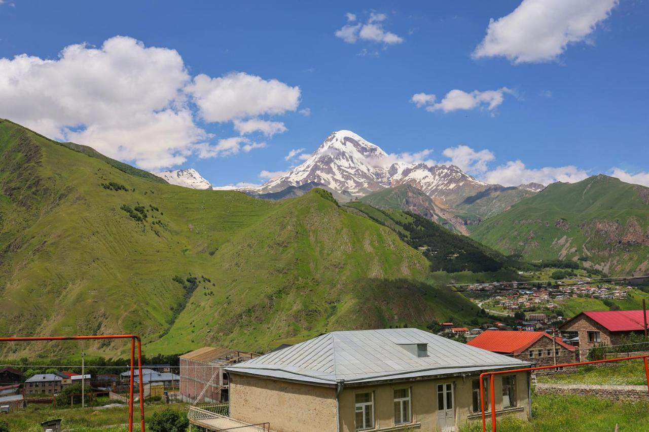 Heaven Hill Hotell Kazbegi Exteriör bild